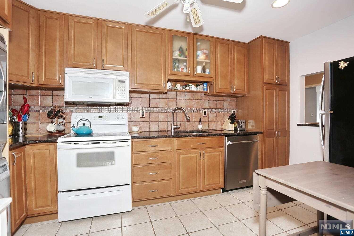 10 Orchard Street 4F