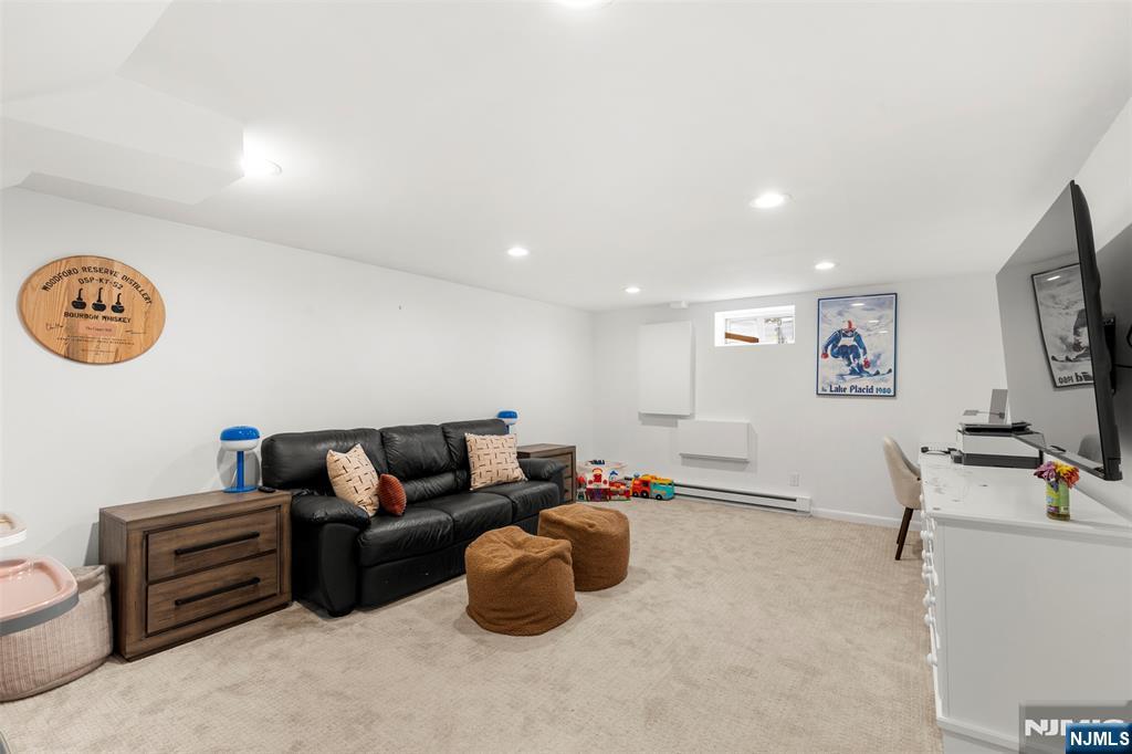 623 Long Hill Road