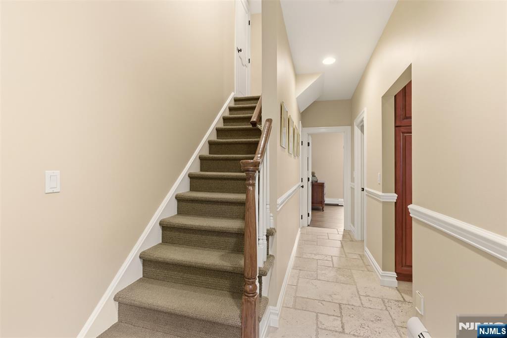 677 Alexander Court