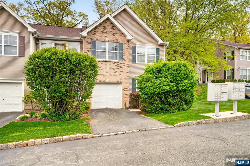 554 Adirondack Court
