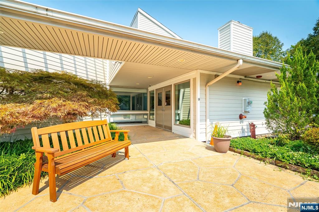 554 Adirondack Court