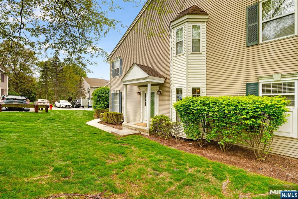 554 Adirondack Court