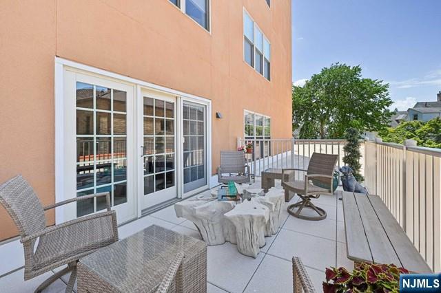 48 S Park Street 215