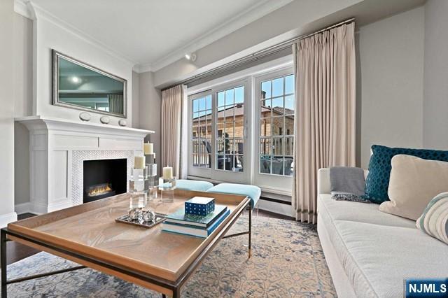 48 S Park Street 215