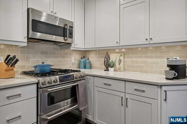 48 S Park Street 215