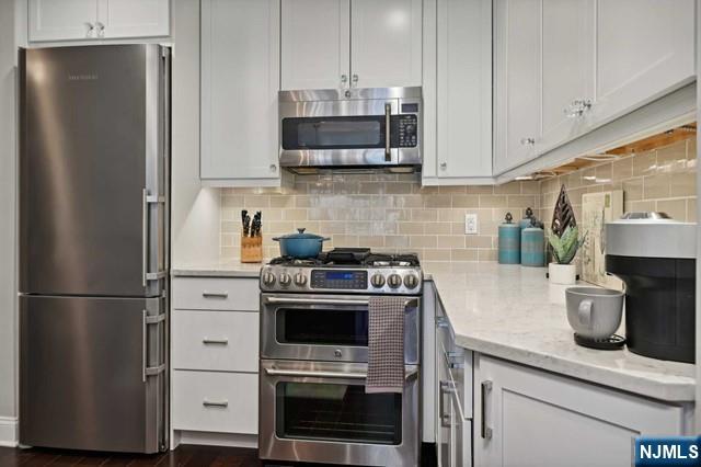 48 S Park Street 215