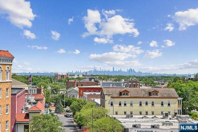 48 S Park Street 215