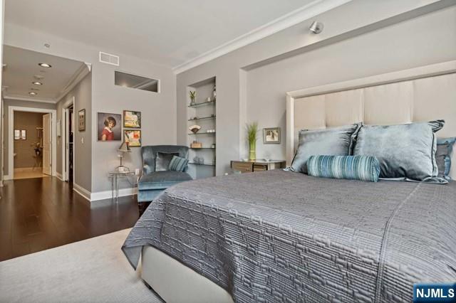 48 S Park Street 215