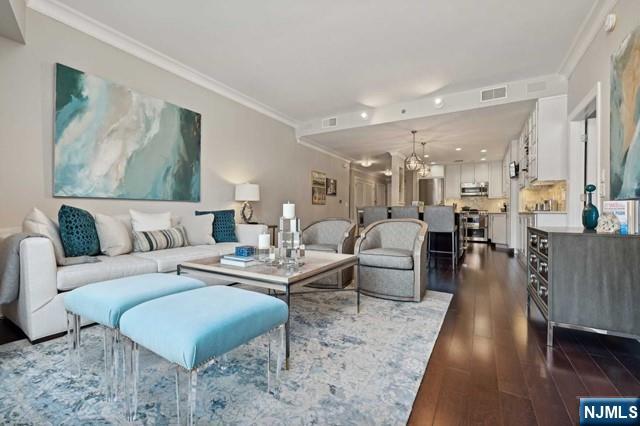 48 S Park Street 215