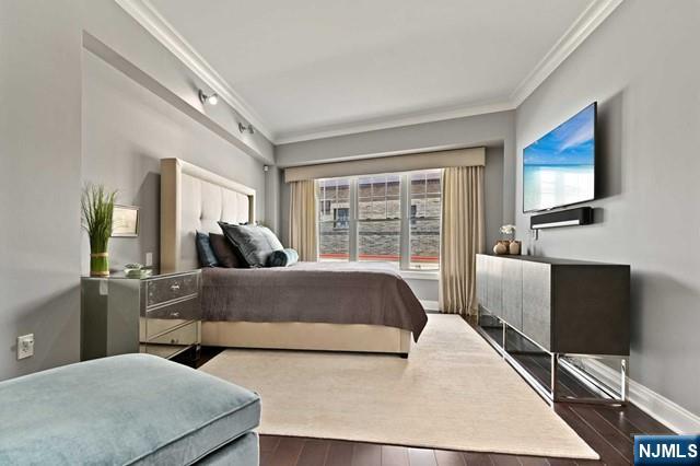 48 S Park Street 215