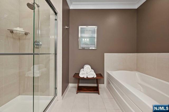 48 S Park Street 215