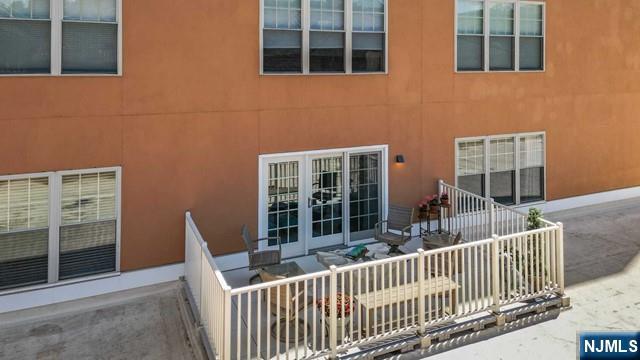 48 S Park Street 215
