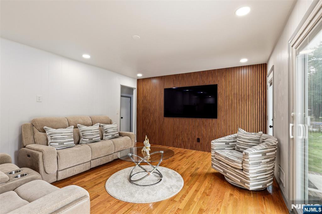 628 Lamanna Drive