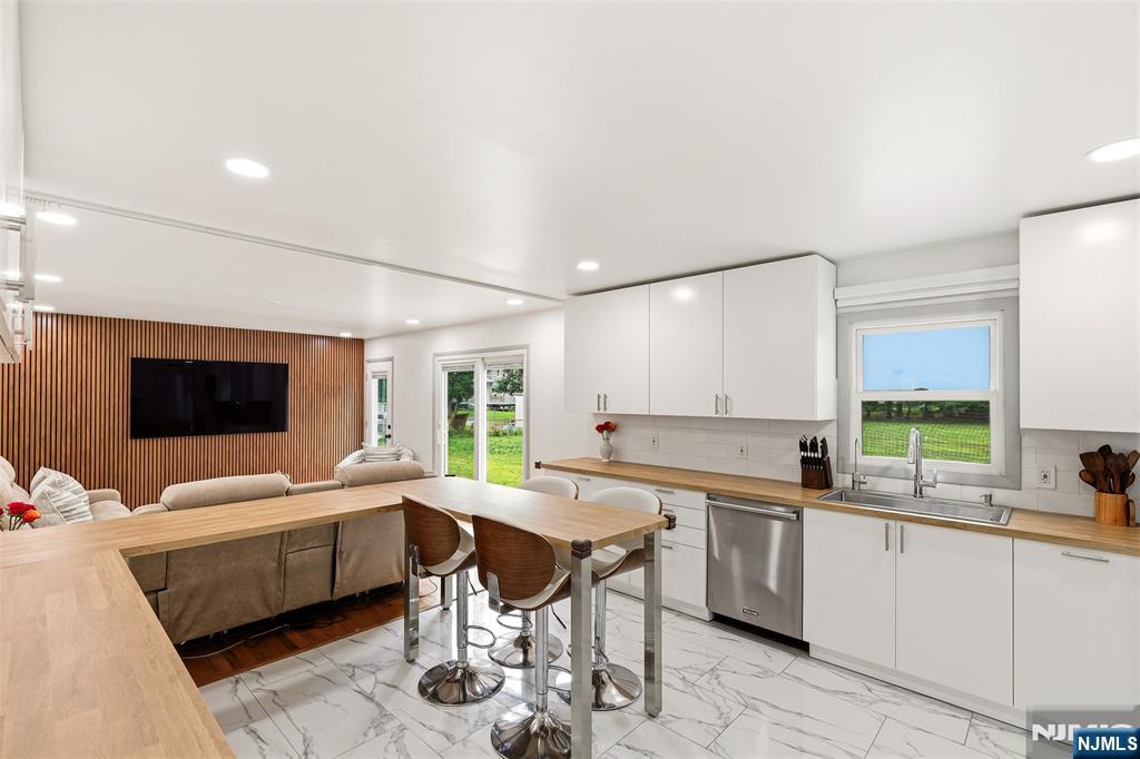 628 Lamanna Drive
