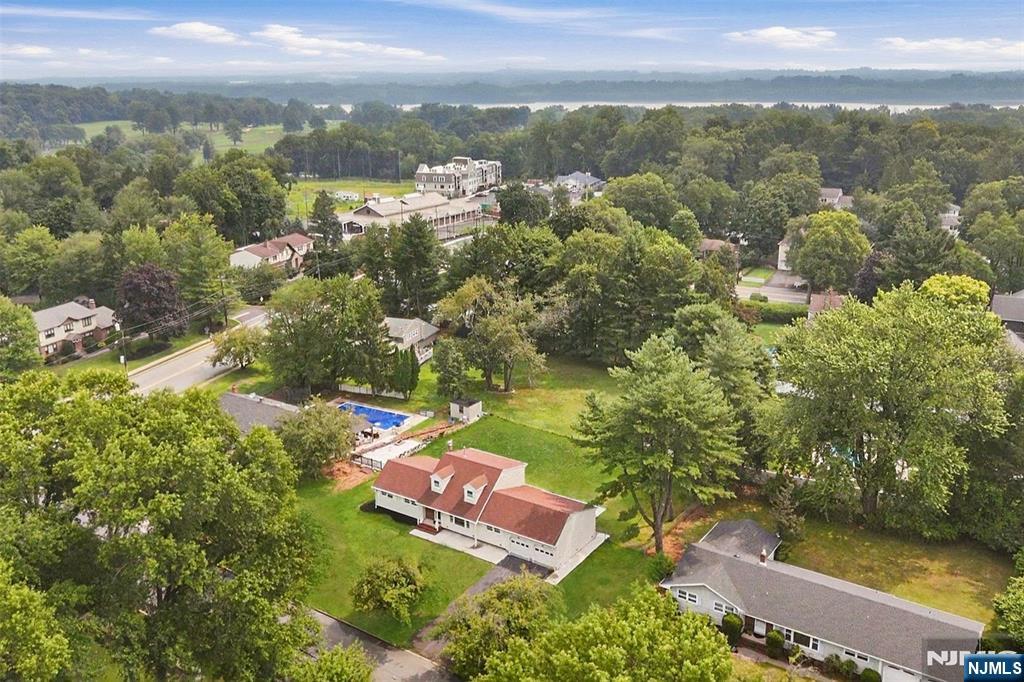 628 Lamanna Drive