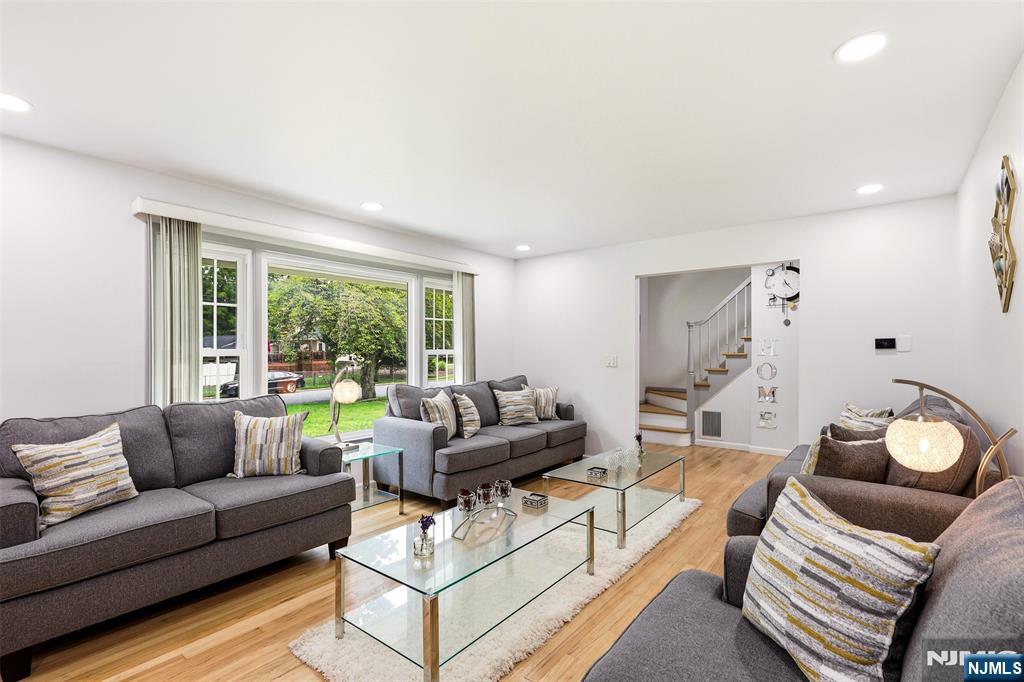 628 Lamanna Drive