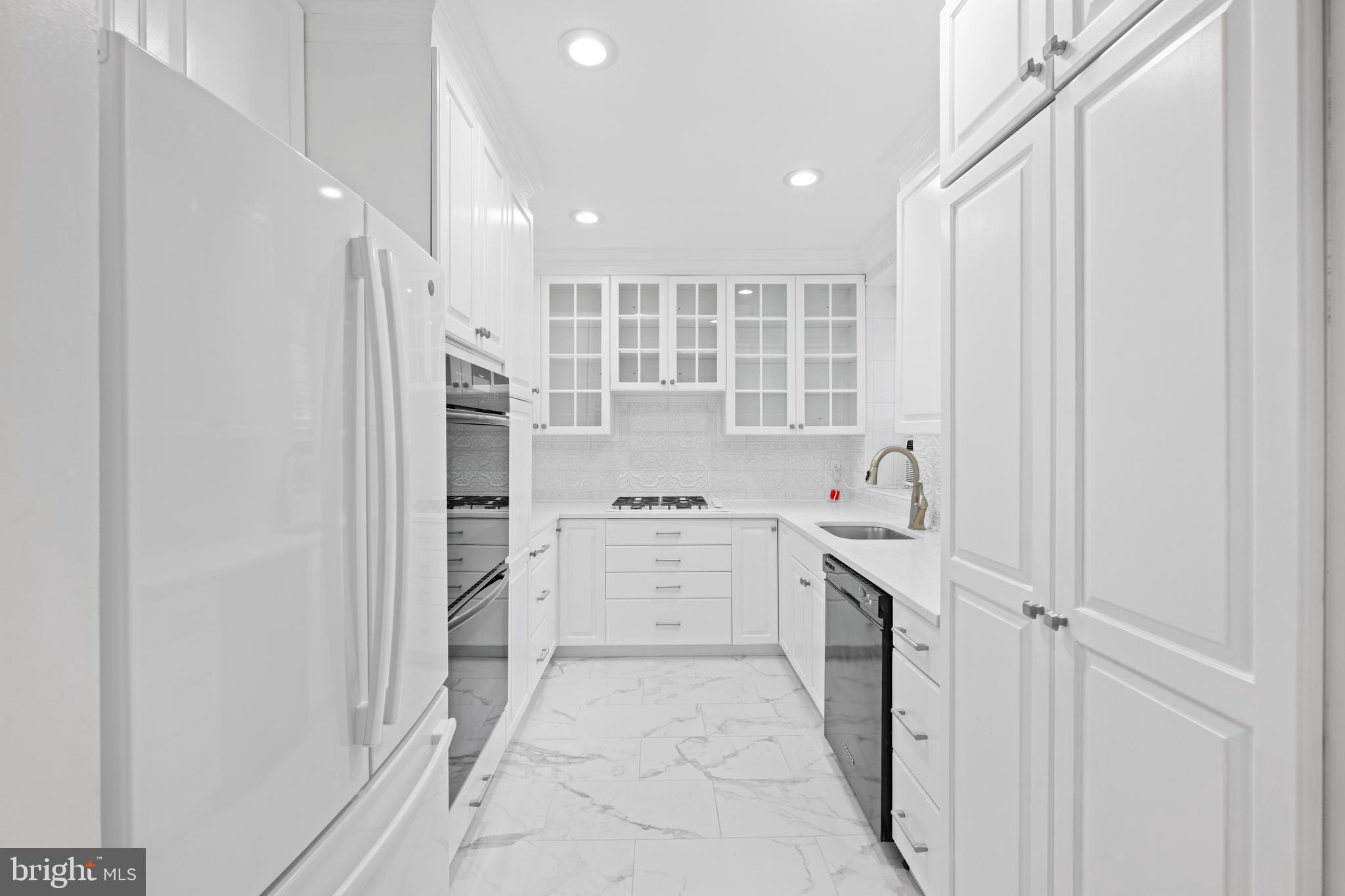 2122 California St NW #355