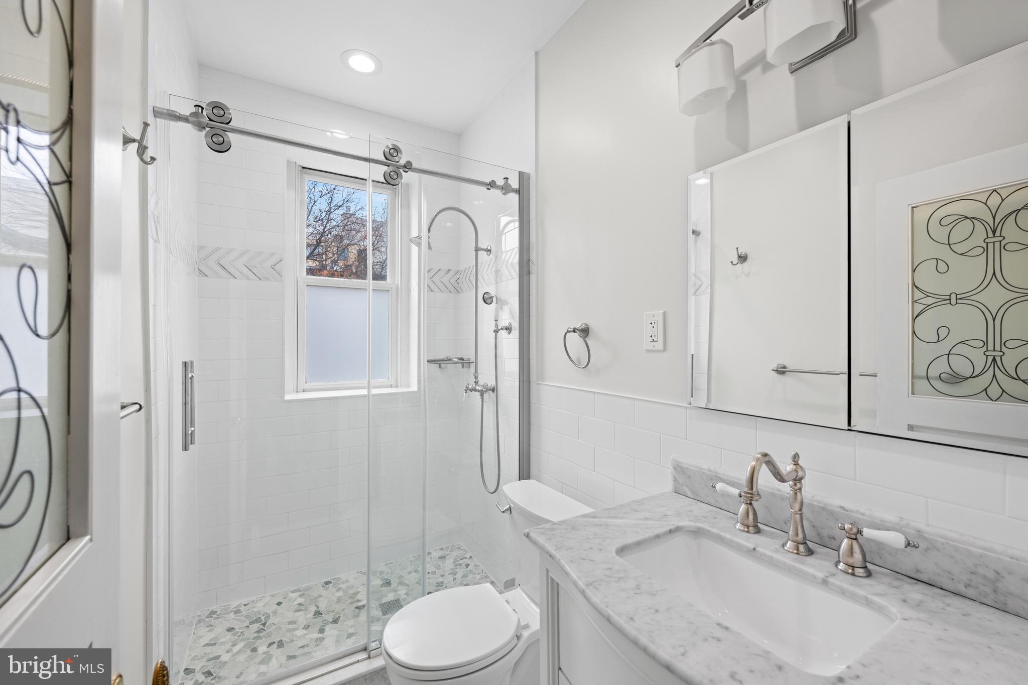 2122 California St NW #355