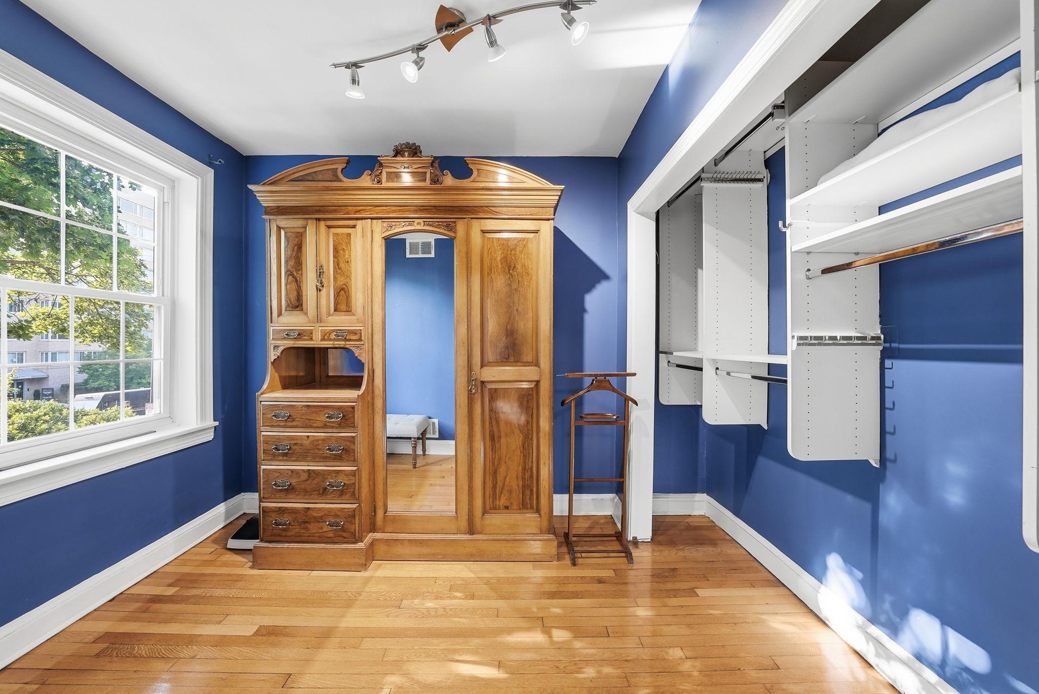 3547 16TH STREET NW