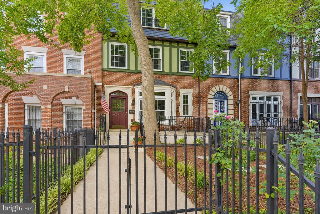 3547 16TH STREET NW