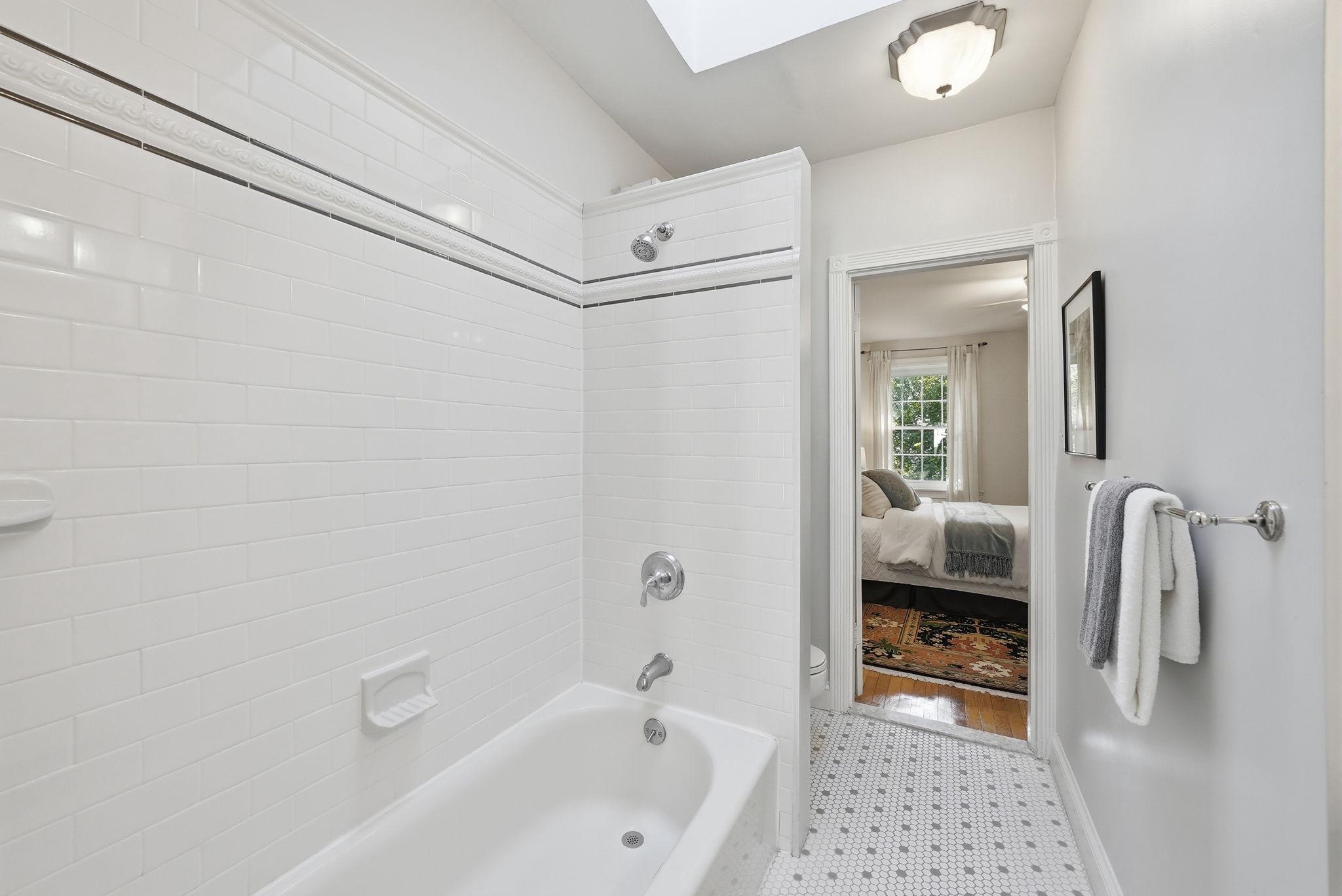3547 16TH STREET NW