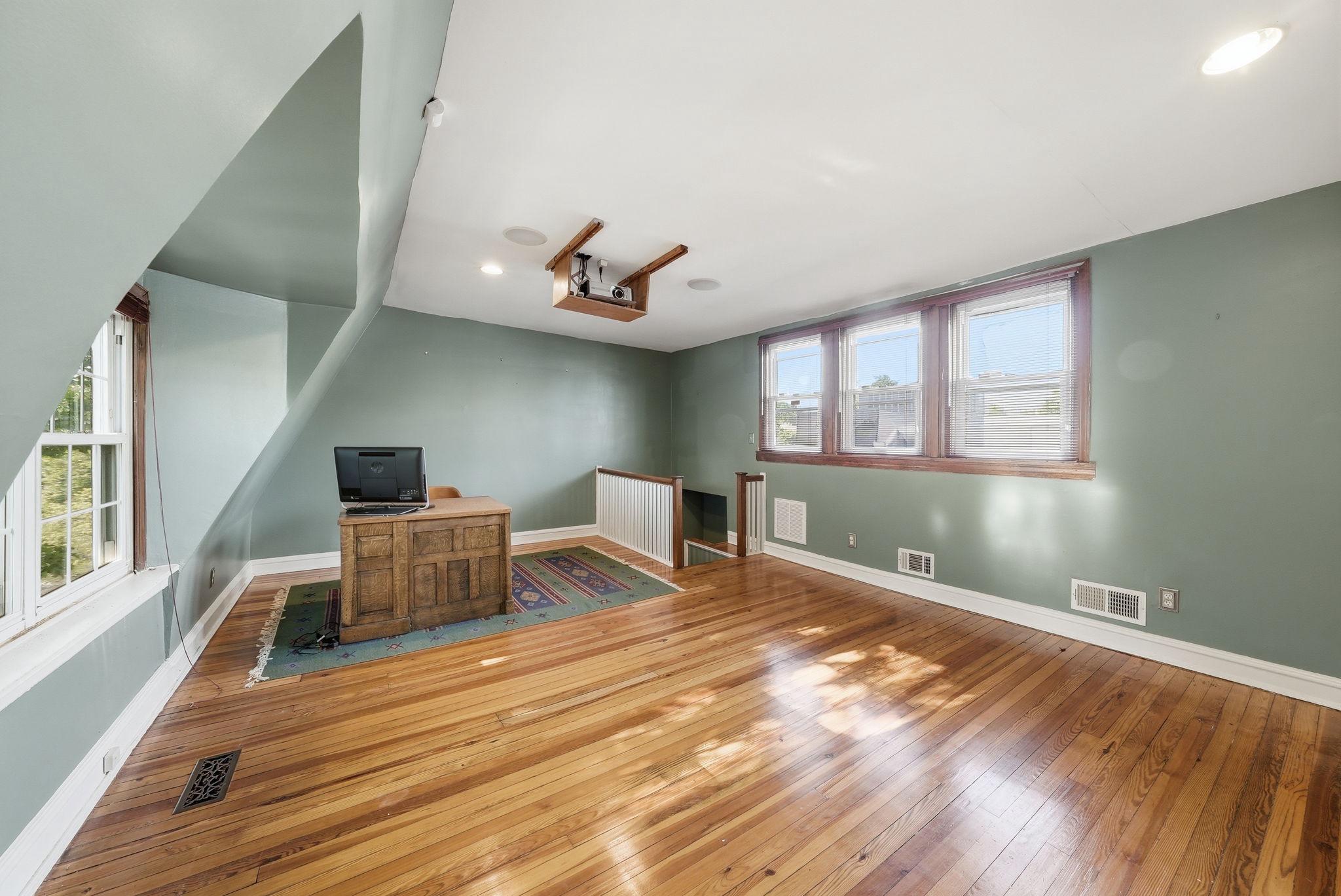 3547 16TH STREET NW