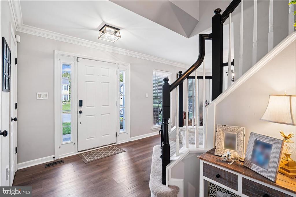 7118 HARLAN LANE