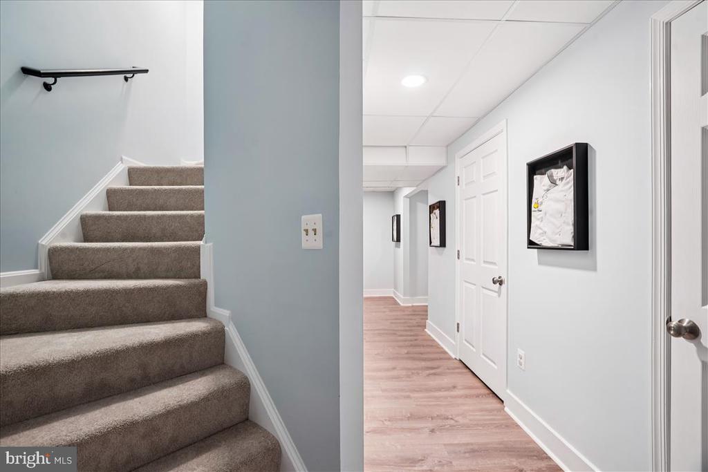 7118 HARLAN LANE