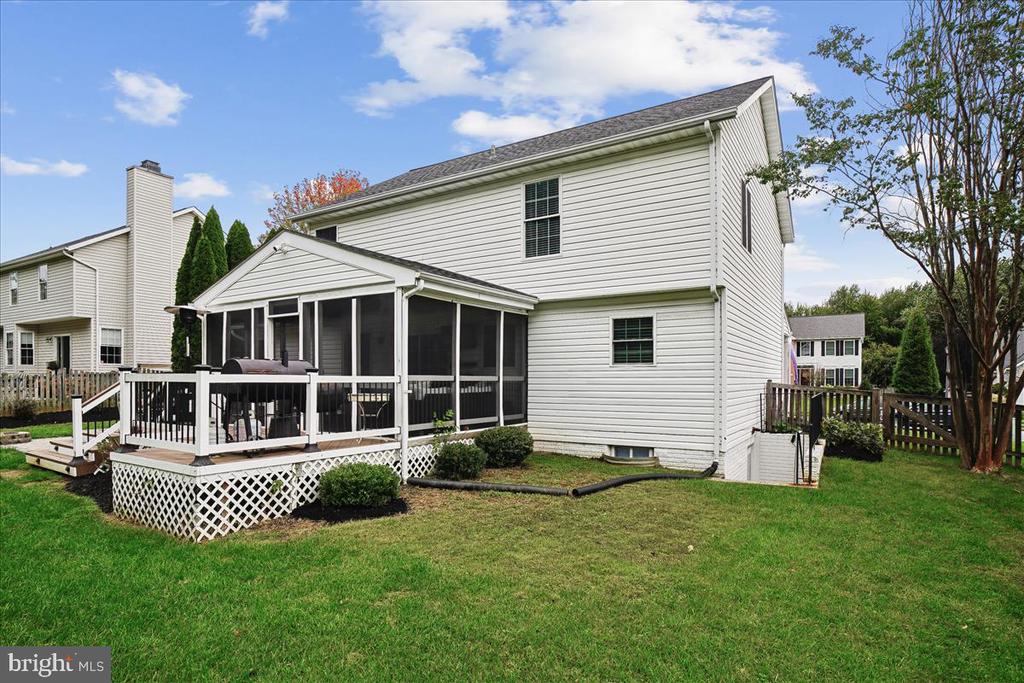 7118 HARLAN LANE