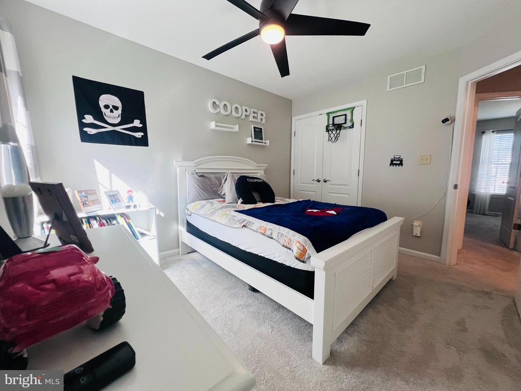 7118 HARLAN LANE
