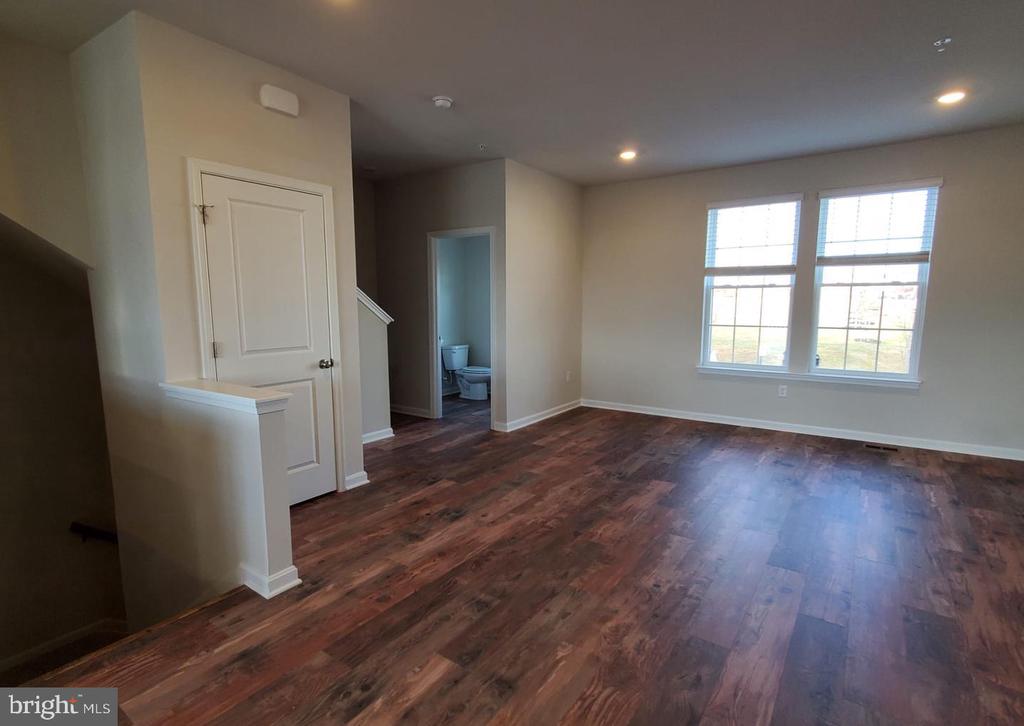 1279 APOLLO DR