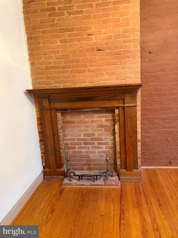232 E 2ND STREET