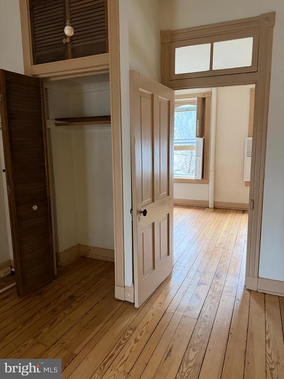 232 E 2ND STREET