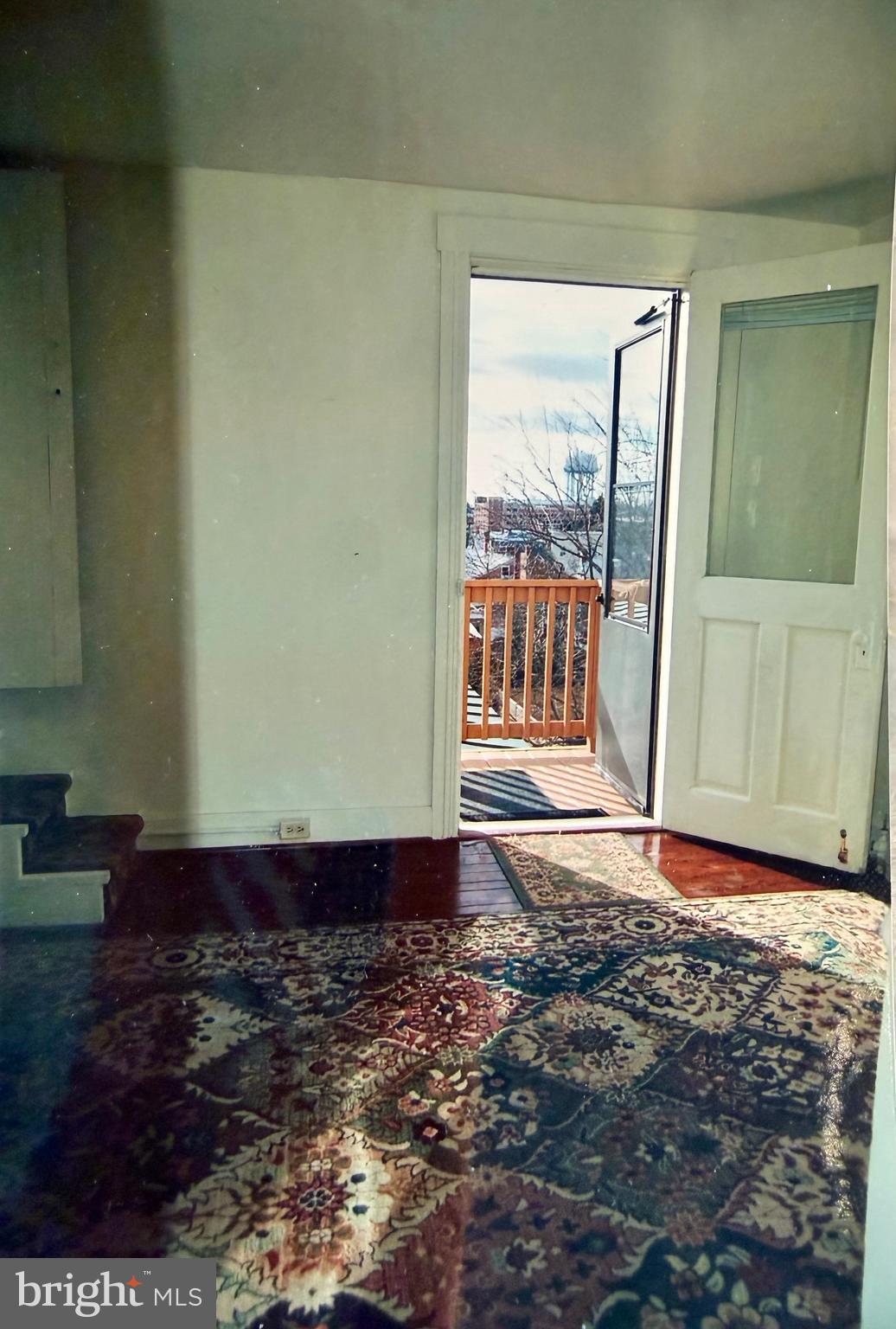 232 E 2ND STREET