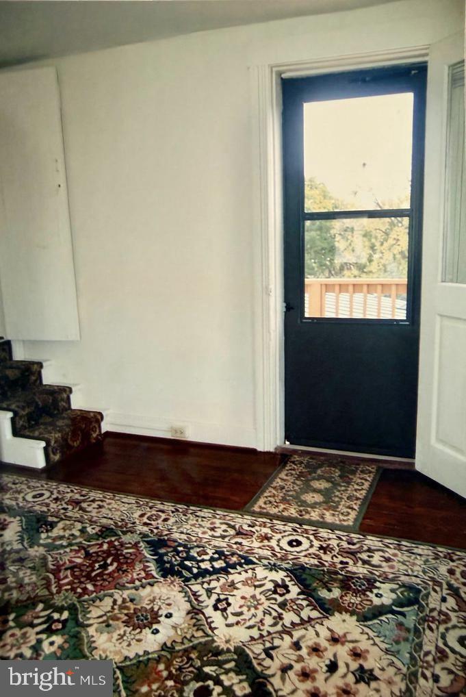 232 E 2ND STREET