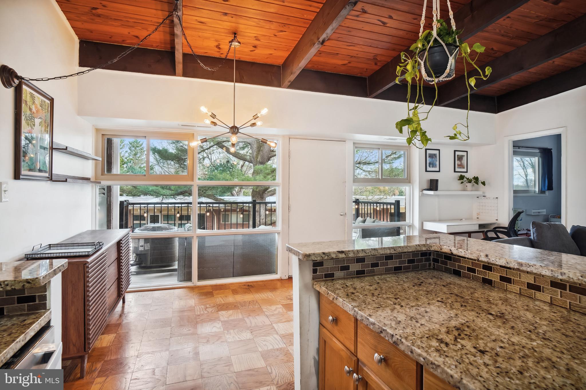 3417 University Blvd W #302