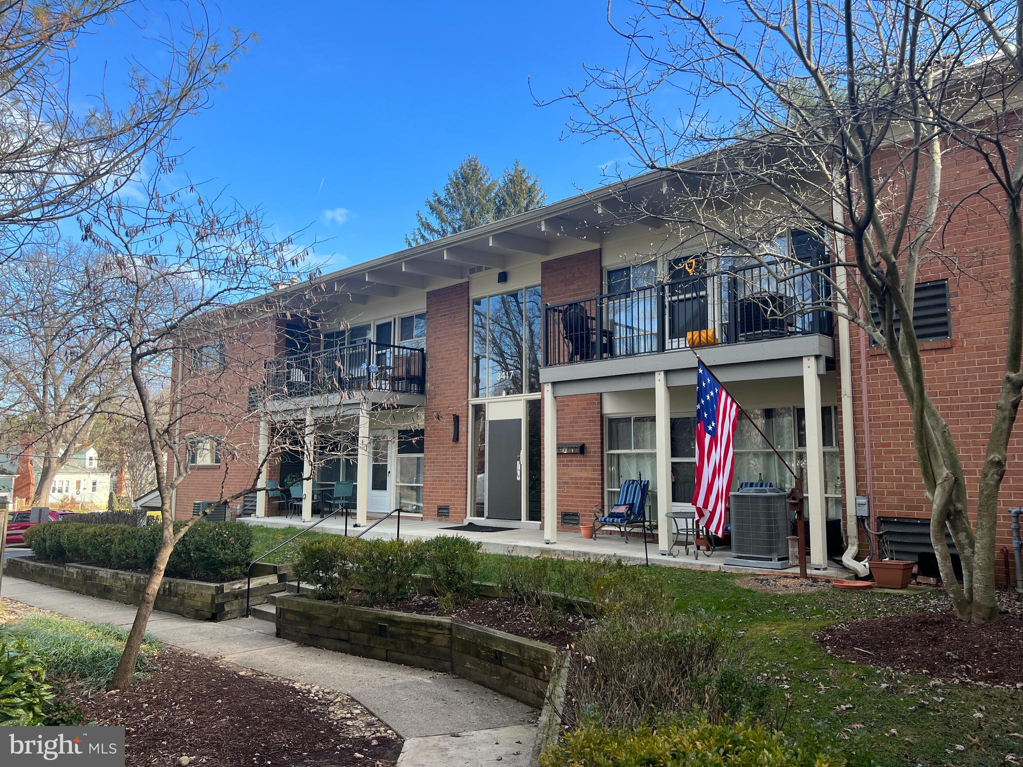 3417 University Blvd W #302