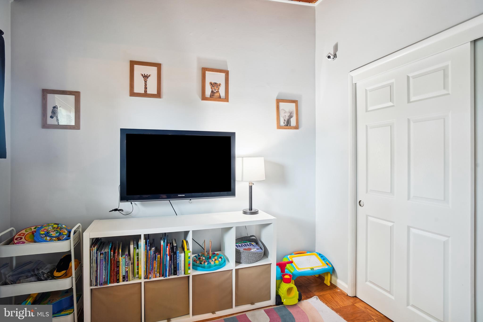 3417 University Blvd W #302