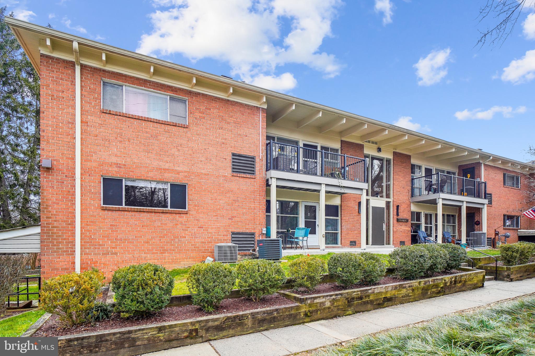 3417 University Blvd W #302