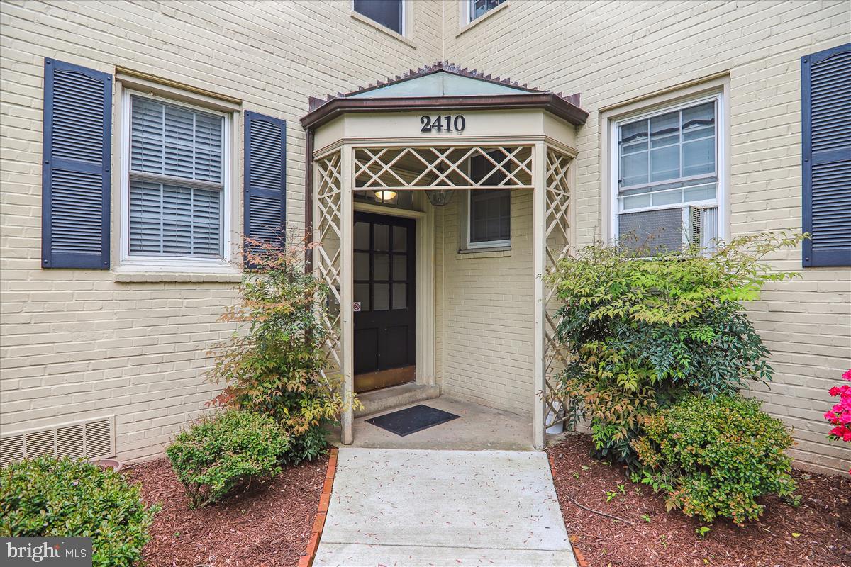 2410 Colston Dr #103