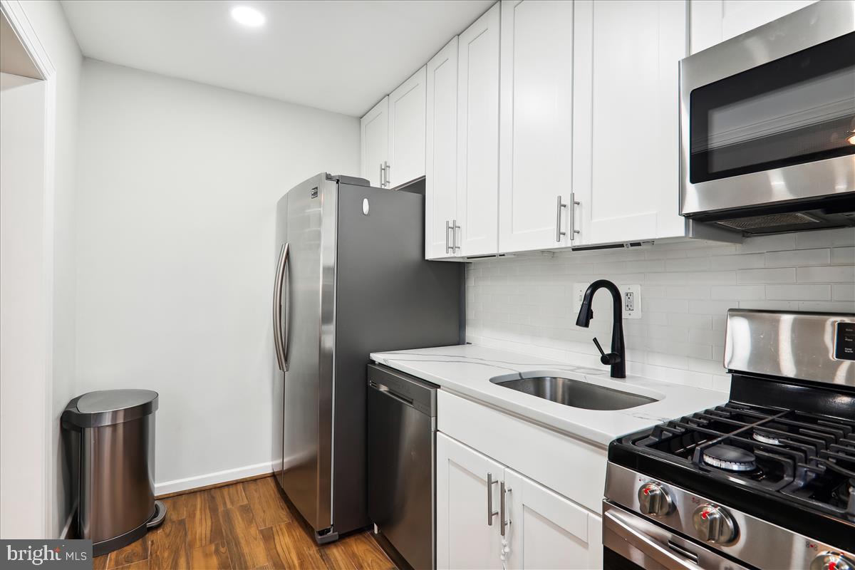 2410 Colston Dr #103