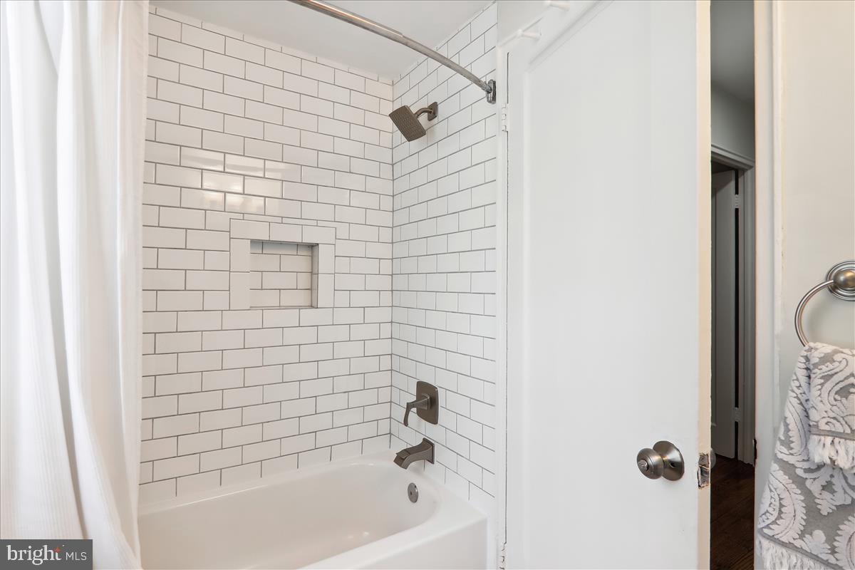 2410 Colston Dr #103