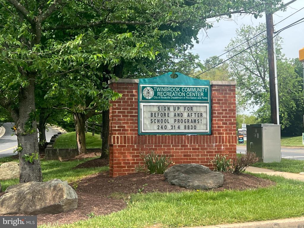 12914 Twinbrook Pkwy