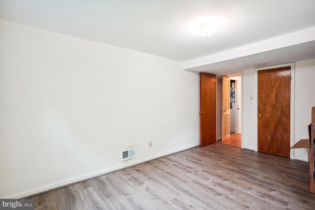 12914 Twinbrook Pkwy