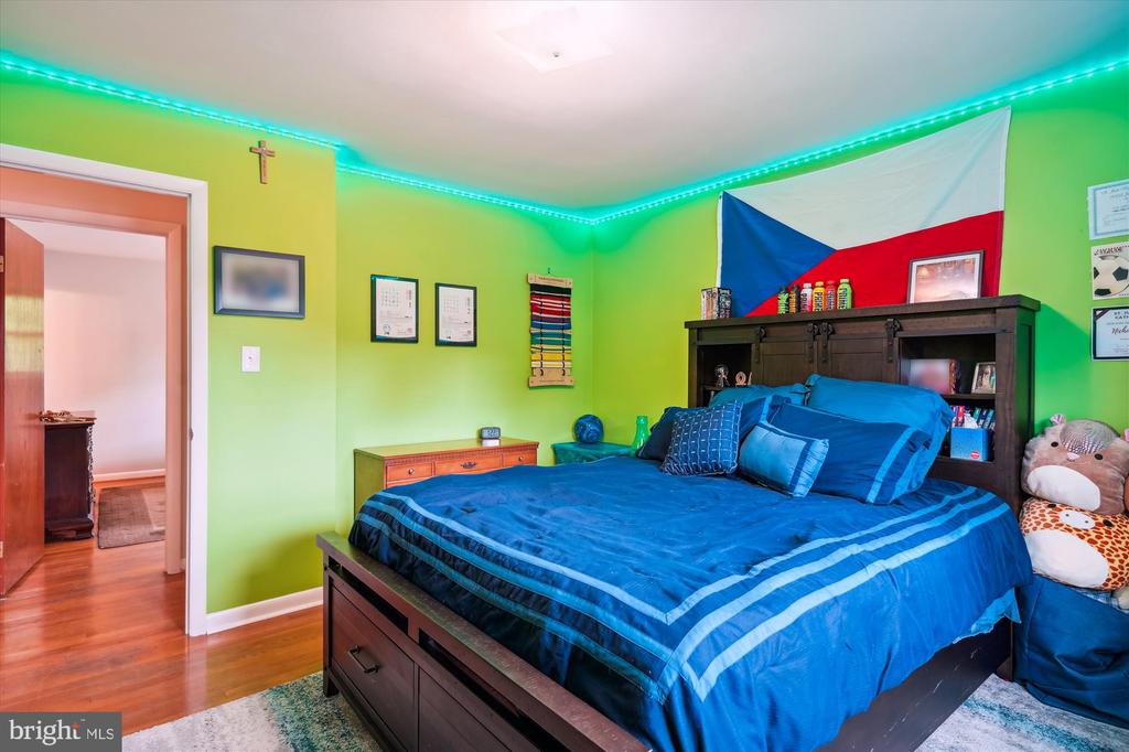 12914 Twinbrook Pkwy