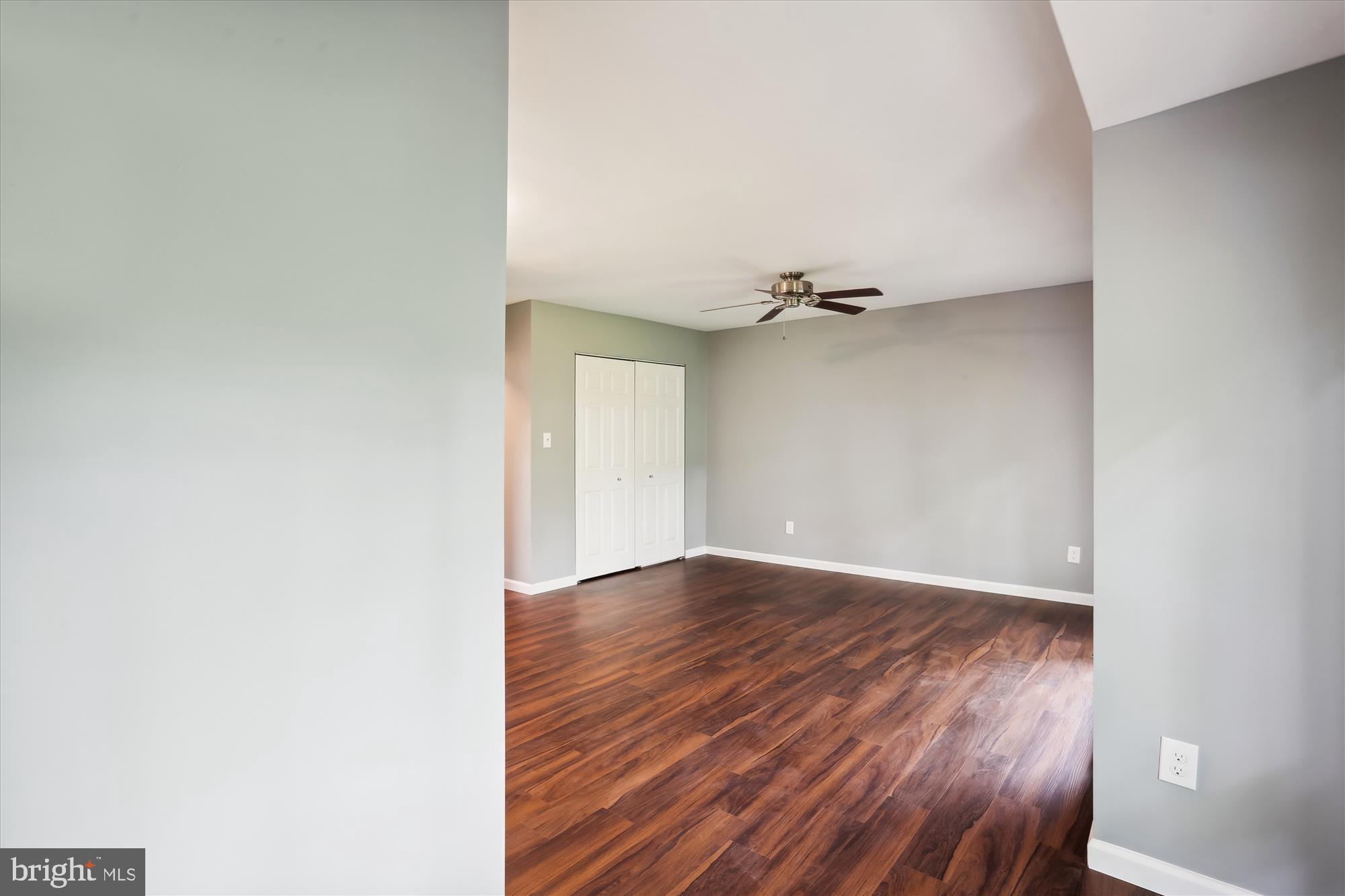 7157 Mill Run Dr #15-1