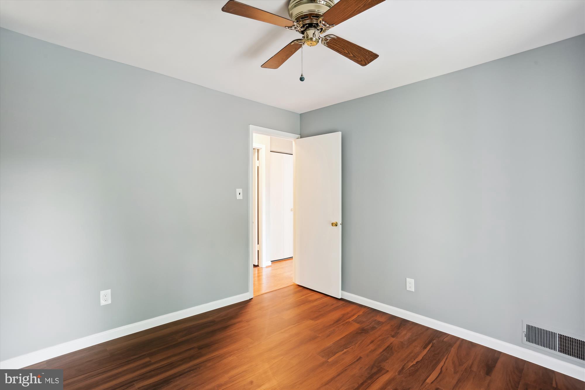 7157 Mill Run Dr #15-1