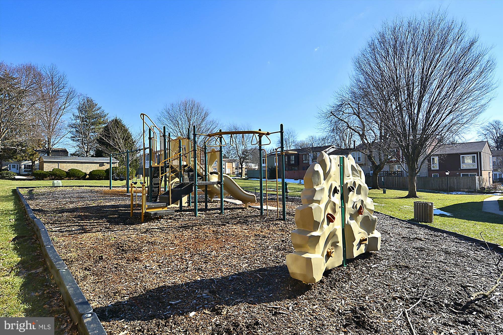 7157 Mill Run Dr #15-1