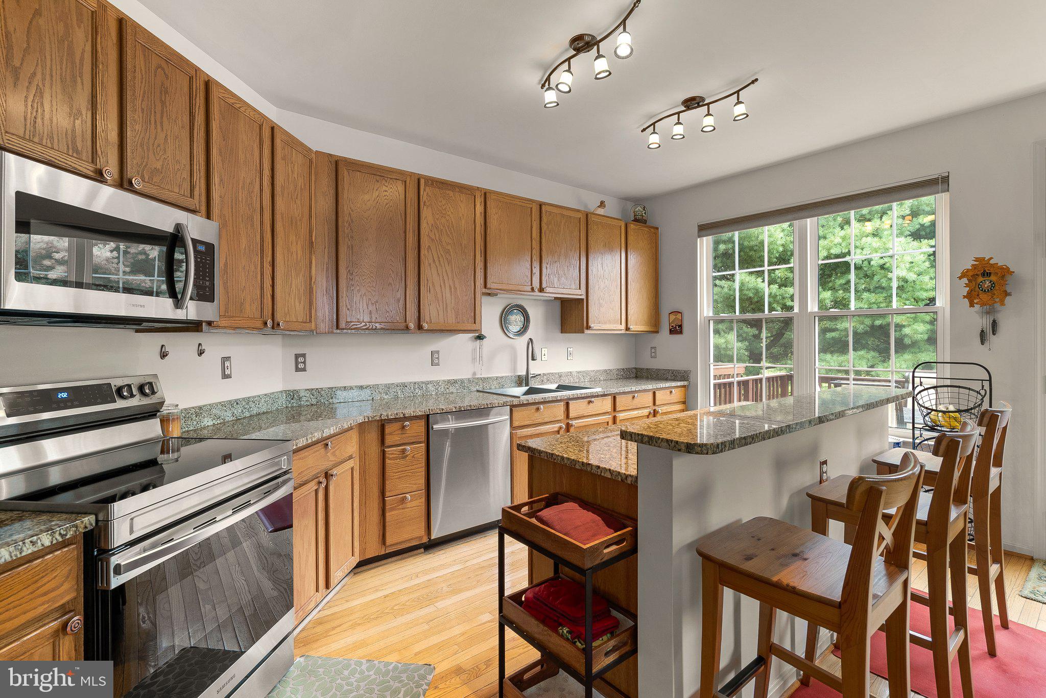 2406 Saint Albert Ter