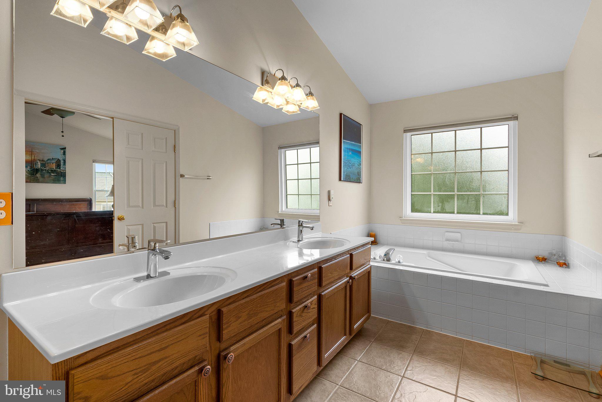 2406 Saint Albert Ter